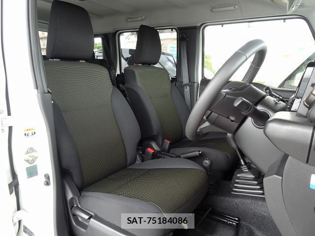 Suzuki JIMNY 2025-10 8009699-15