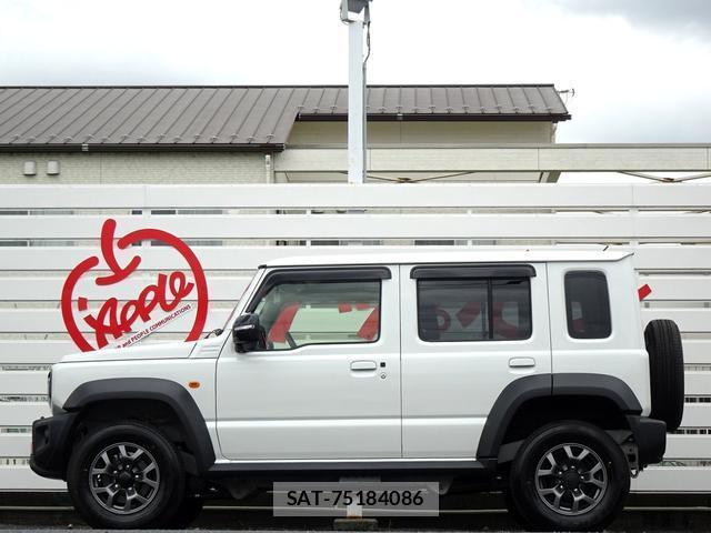 Suzuki JIMNY 2025-10 8009699-4
