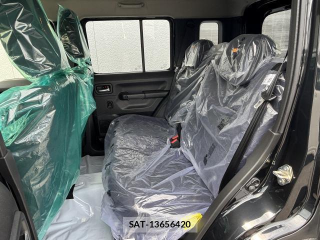 Suzuki JIMNY 2026-03 8009726-5