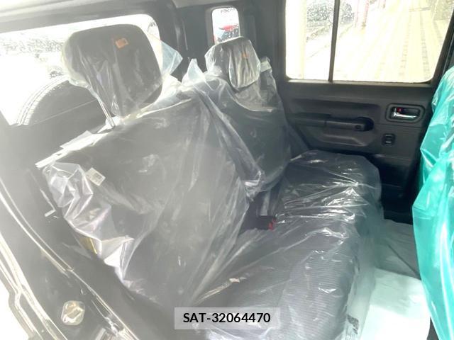 Suzuki JIMNY 2026-03 8009898-3