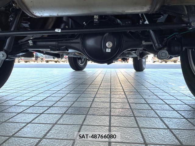 Suzuki JIMNY 2025-11 8009915-18