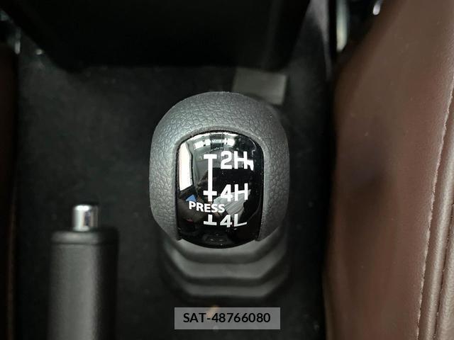 Suzuki JIMNY 2025-11 8009915-5