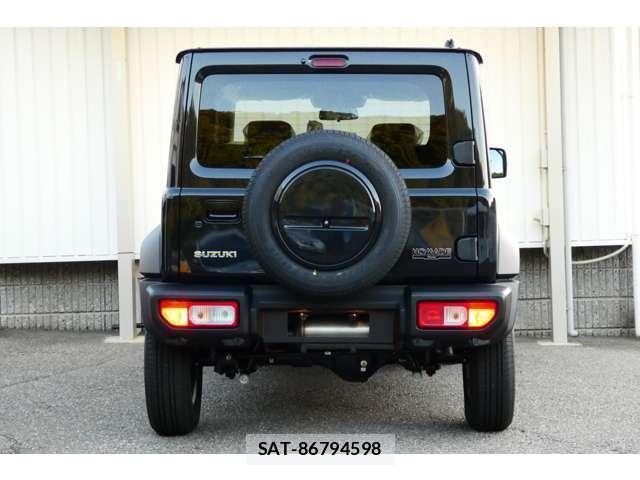 Suzuki JIMNY 2026-05 8010370-3