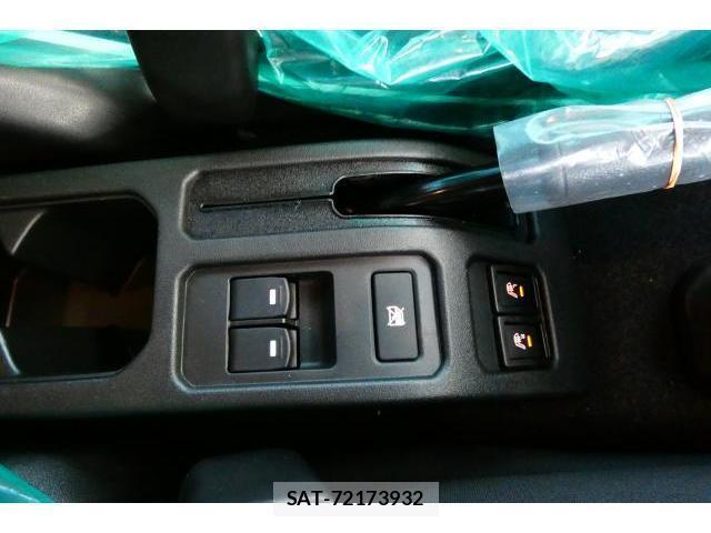 Suzuki JIMNY 2026-06 8010373-10