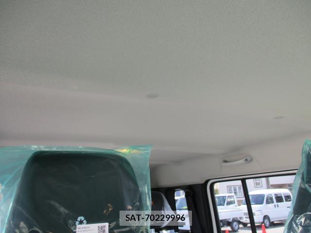 Suzuki JIMNY 2026-02 8010689-13