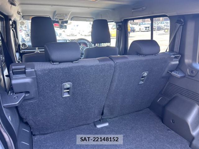 Suzuki JIMNY 2025-07 8010715-14