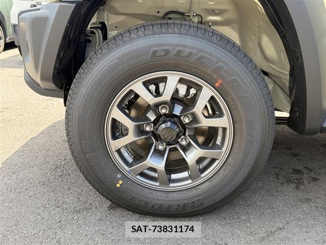 Suzuki JIMNY 2025-04 8010847-16