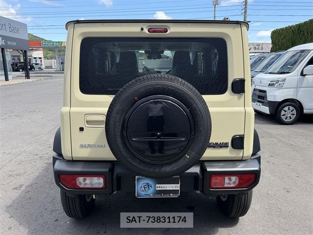 Suzuki JIMNY 2025-04 8010847-19