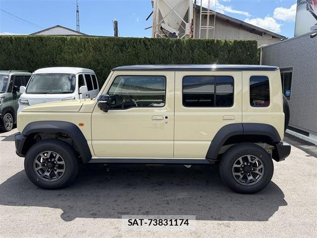 Suzuki JIMNY 2025-04 8010847-2