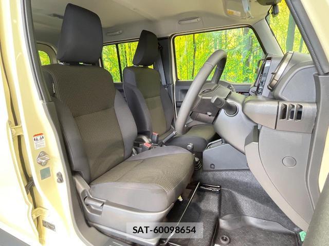 Suzuki JIMNY 2026-03 8011094-7