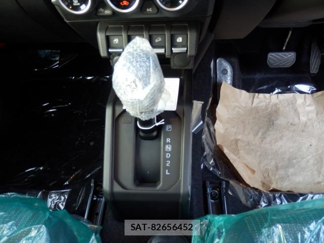 Suzuki JIMNY 2025-12 8011368-11