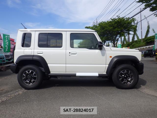Suzuki JIMNY 2026-06 8011666-6