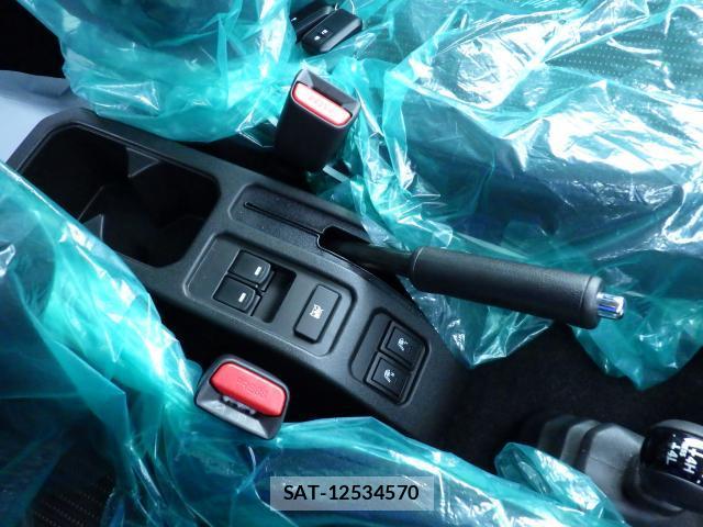 Suzuki JIMNY 2026-06 8011668-18