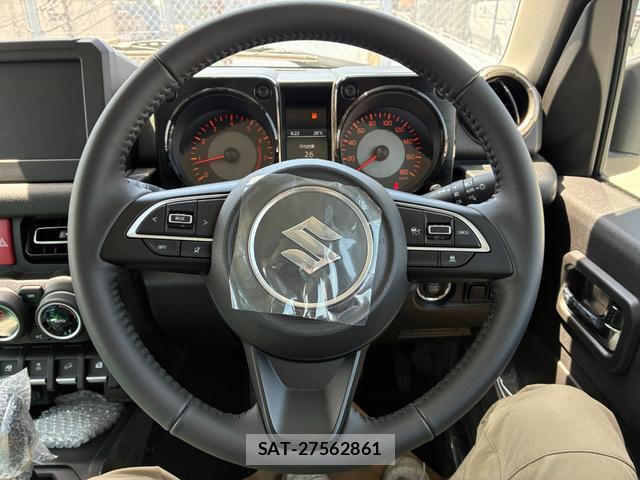 Suzuki JIMNY 2025-06 8011747-10