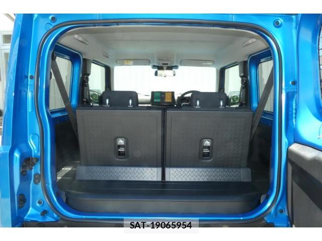 Suzuki JIMNY SIERRA 2026-07 8010371-17