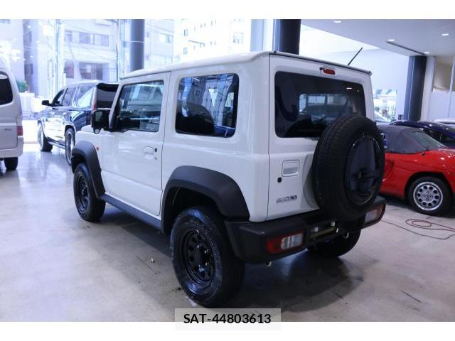 Suzuki JIMNY SIERRA 2023-08 8010464-11