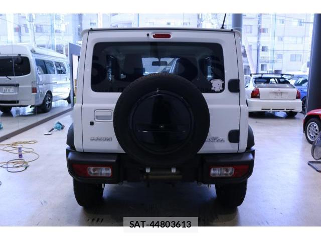 Suzuki JIMNY SIERRA 2023-08 8010464-13