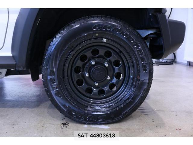 Suzuki JIMNY SIERRA 2023-08 8010464-8