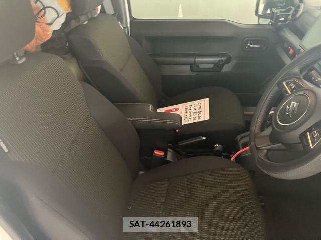 Suzuki JIMNY 2025-06 8005367-11
