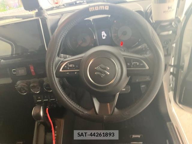 Suzuki JIMNY 2025-06 8005367-14