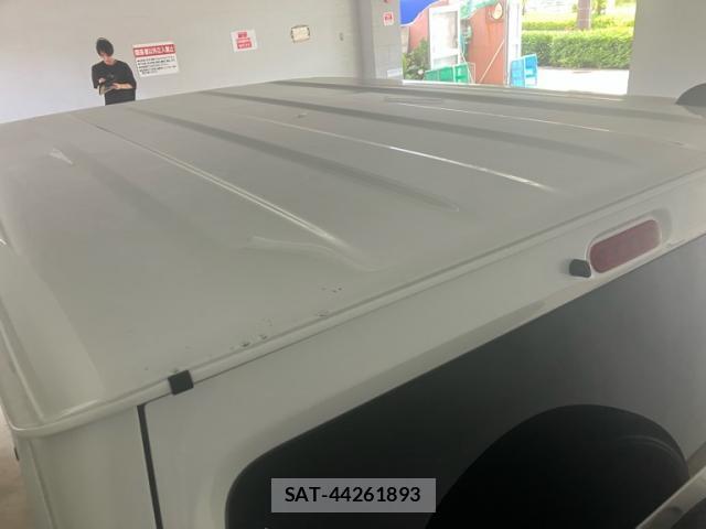 Suzuki JIMNY 2025-06 8005367-3