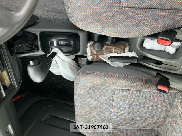 Suzuki JIMNY 1999-01 8009433-15