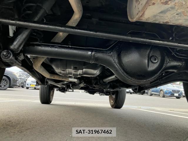 Suzuki JIMNY 1999-01 8009433-4