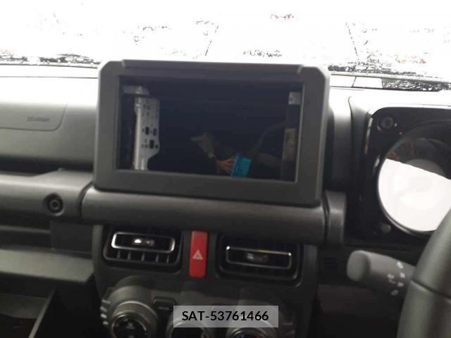 Suzuki JIMNY 2025-06 8009802-3