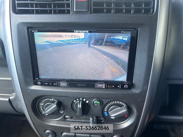Suzuki JIMNY 2018-01 8010744-11