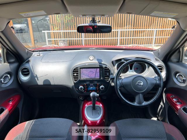 Nissan JUKE 2013-06 8009885-2