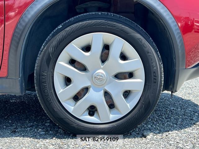 Nissan JUKE 2013-06 8009885-5
