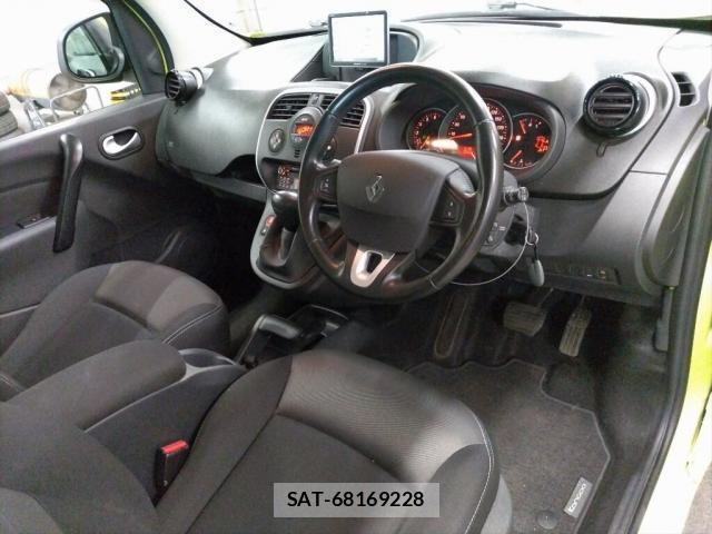 Renault KANGOO 2020-08 8010273-2