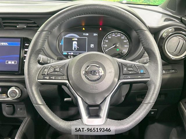Nissan KICKS 2021-06 8006009-10