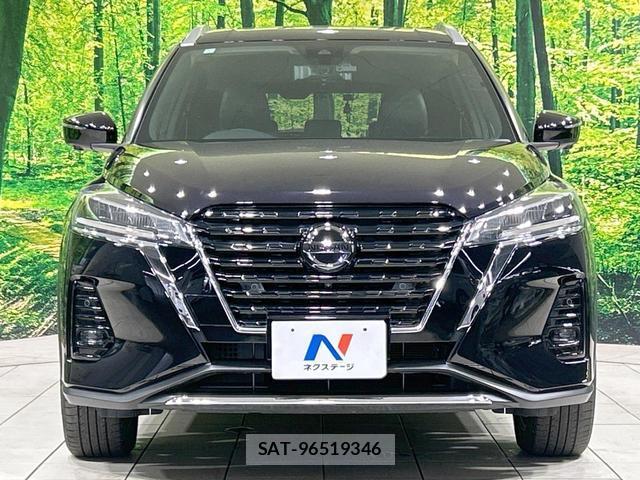 Nissan KICKS 2021-06 8006009-13