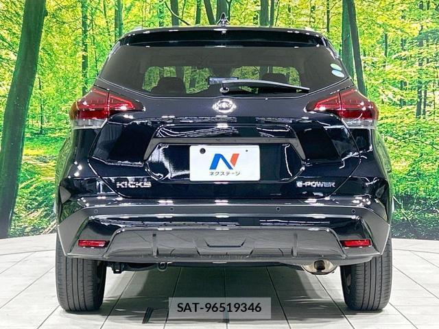 Nissan KICKS 2021-06 8006009-14