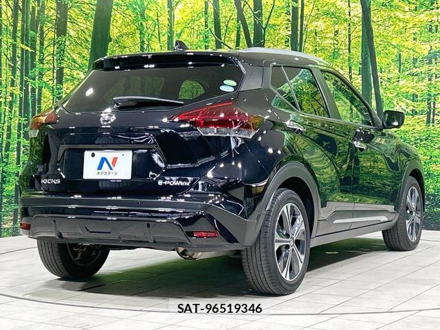 Nissan KICKS 2021-06 8006009-16