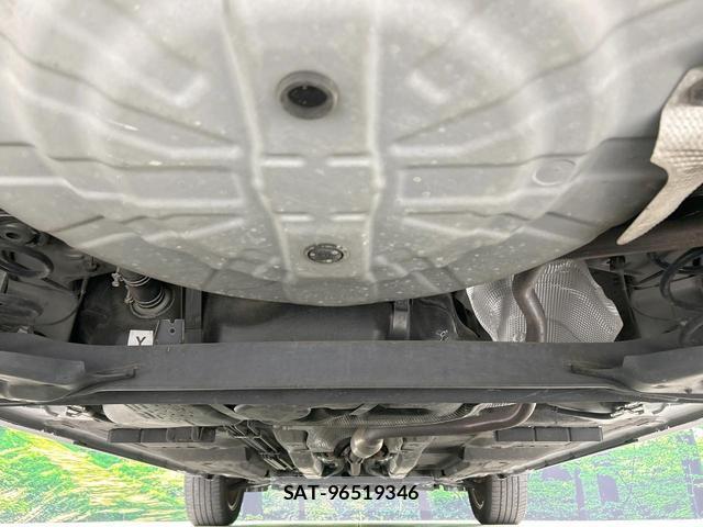Nissan KICKS 2021-06 8006009-18