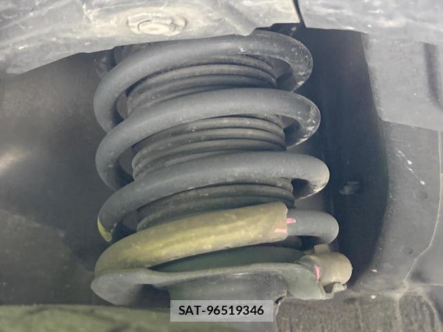 Nissan KICKS 2021-06 8006009-19