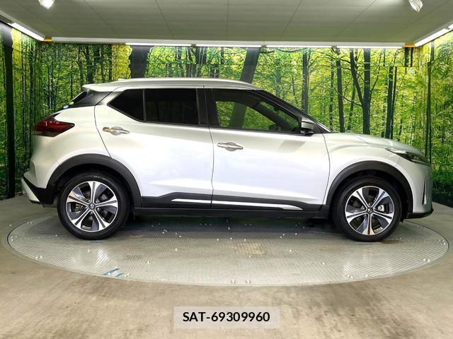 Nissan KICKS 2022-02 8008660-17