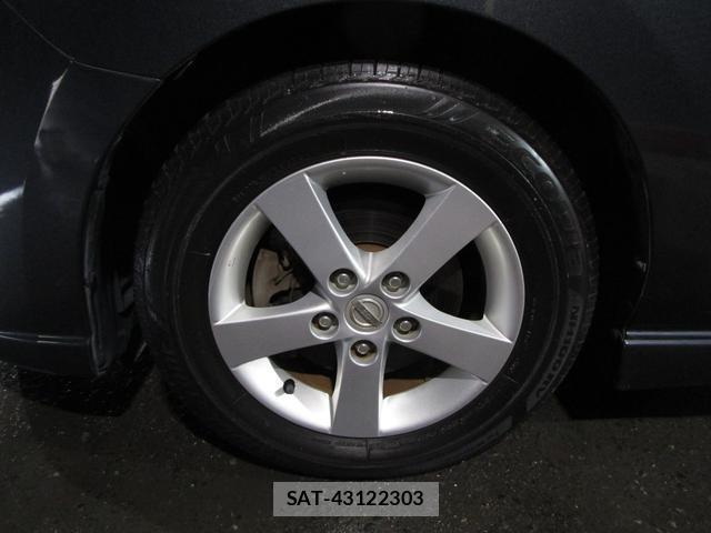 Nissan LAFESTA 2012-02 8007615-1