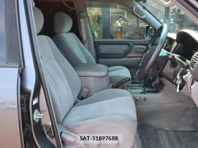 Toyota LAND CRUISER 2004-01 8003079-4