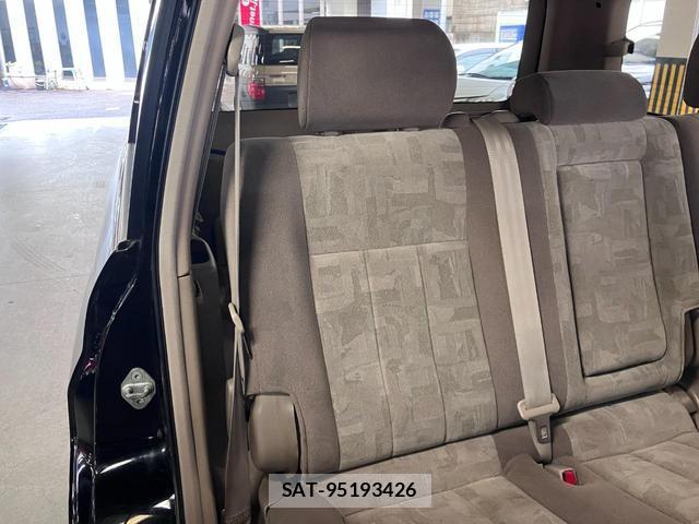 Toyota LAND CRUISER 2002-06 8008372-11