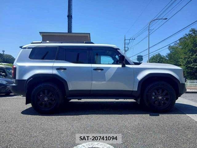 Toyota Land Cruiser 250 2024-06 8003585-3