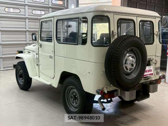 Toyota LAND CRUISER 1980-04 8011213-13