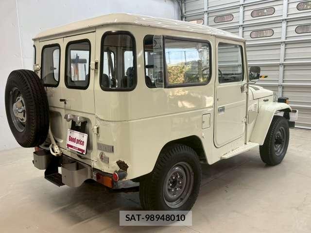 Toyota LAND CRUISER 1980-04 8011213-2