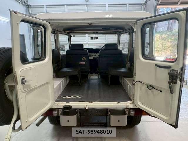Toyota LAND CRUISER 1980-04 8011213-4
