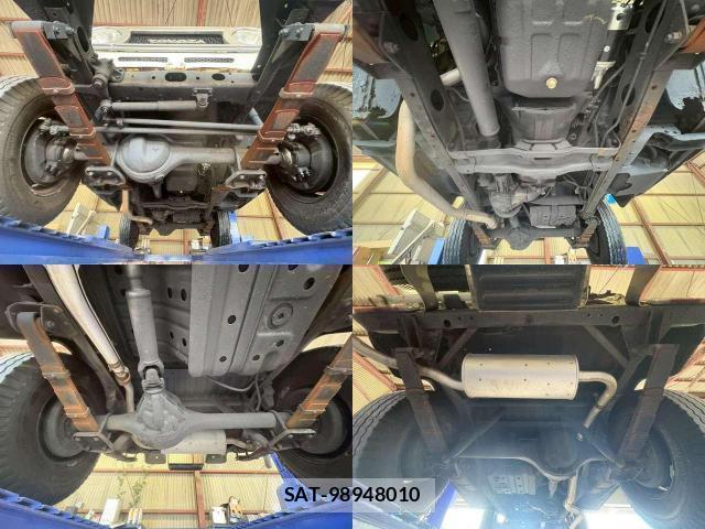 Toyota LAND CRUISER 1980-04 8011213-5