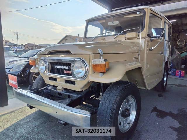Toyota LAND CRUISER 1981 8011275-0