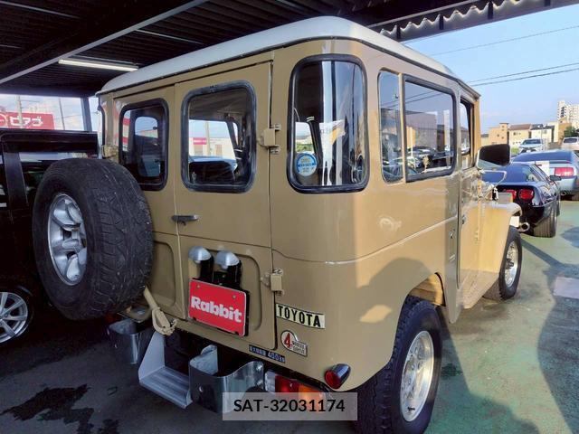 Toyota LAND CRUISER 1981 8011275-1