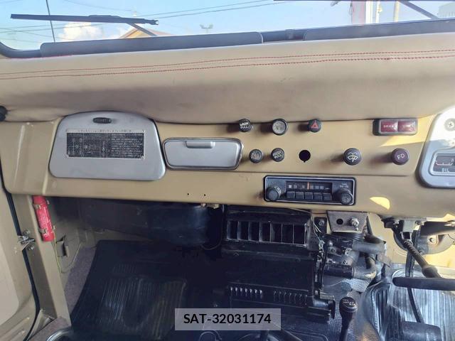Toyota LAND CRUISER 1981 8011275-11